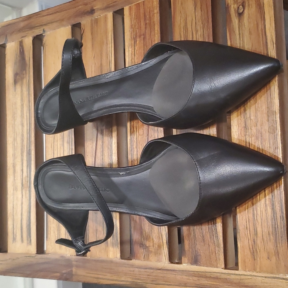 Banana Republic pumps